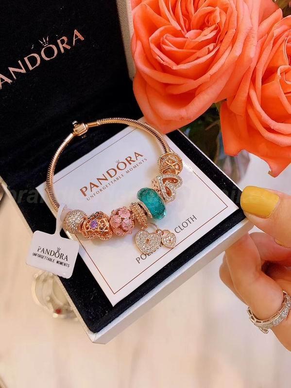 Pandora Bracelets 821